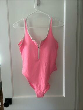 Old Navy Neon Pink Zip-Front One-Piece Swimsuit Size Small